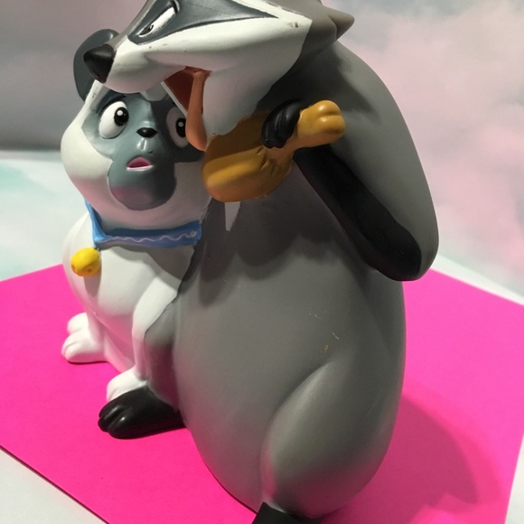 DISNEY POCAHONTAS VTG 90s Meeko & Percy Coin Bank - Picture 2 of 12